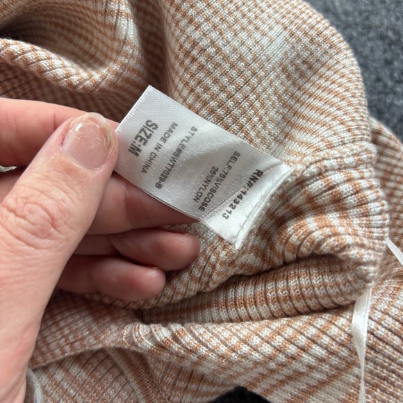 MISS LOVE Women’s Knit cami Crop Top Brown/White Knit size: Medium - Picture 7 of 7